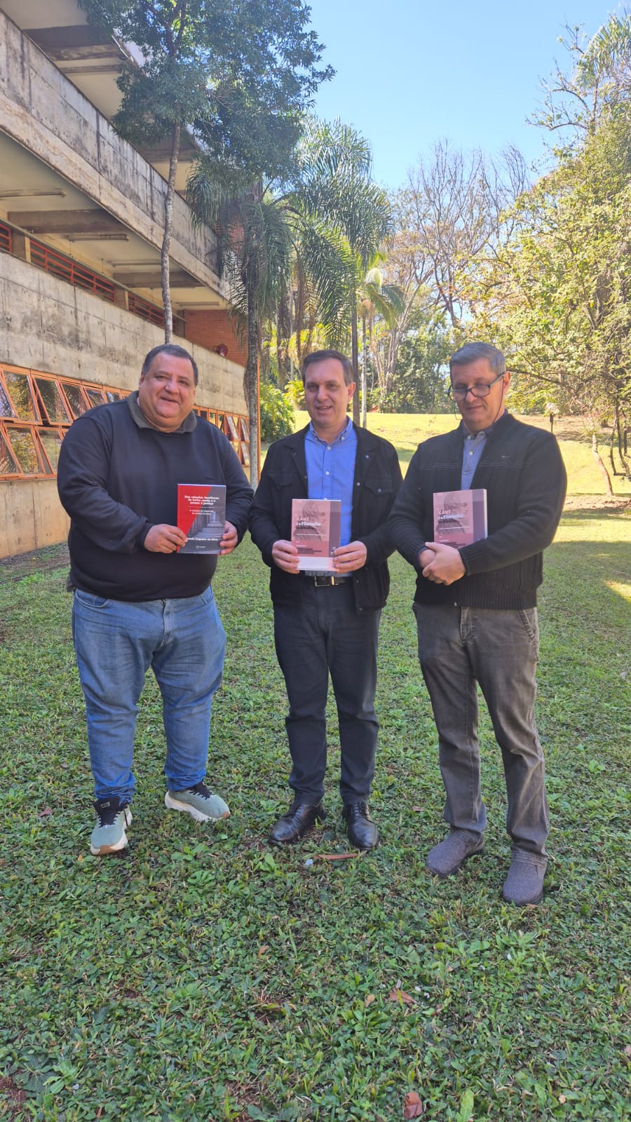 Programa de Pós-Graduação em Direito Negocial da UEL recebe visita de professor da UFPB para o fortalecimento de cooperação acadêmica